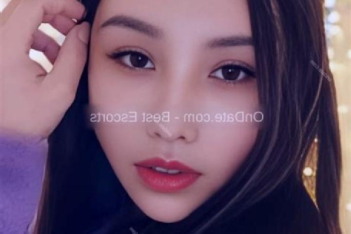 Escorts Xingao, China — Local Companions