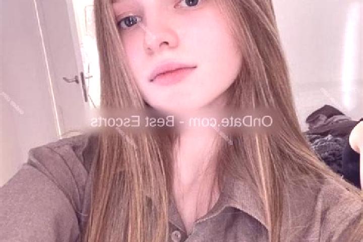 Escorts Xinhui, China — Local Companions