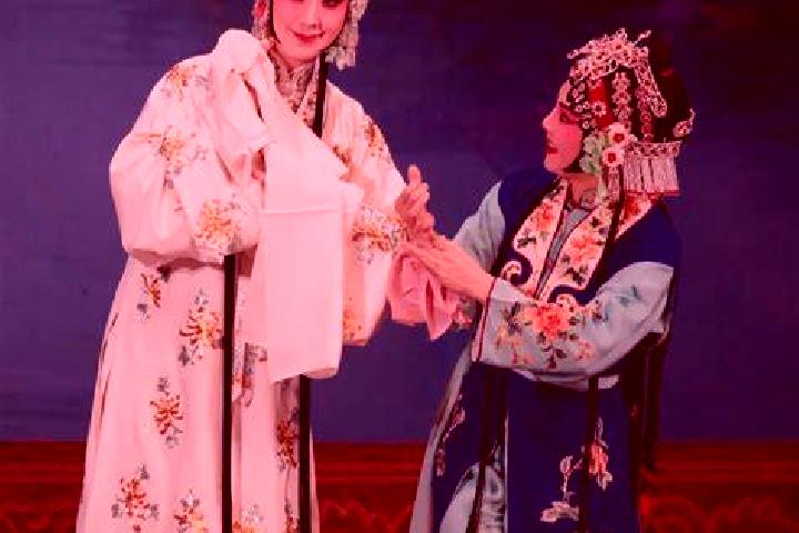 Escorts Xipi, China — Local Companions