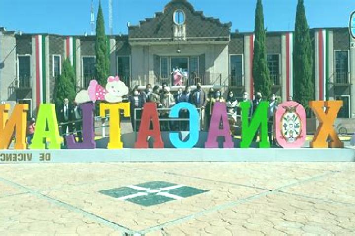 Escorts Xonacatlan, Mexico — Local Companions