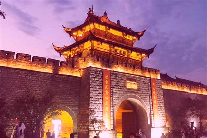 Escorts Xuanhua, China — Local Companions