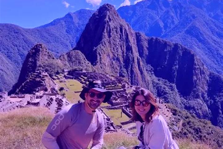 Escorts Yangas, Peru — Local Companions