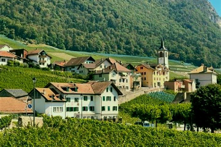 Escorts Yvorne, Switzerland — Local Companions