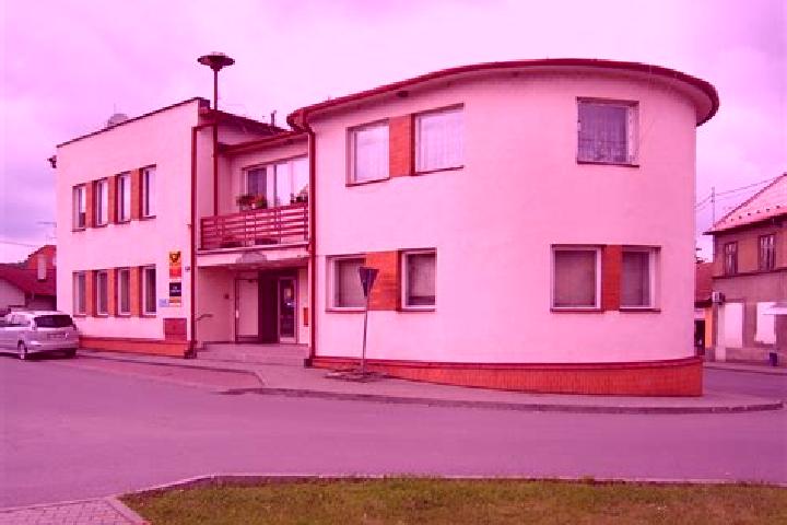 Escorts Zelechovice nad Drevnici, Czech Republic — Local Companions