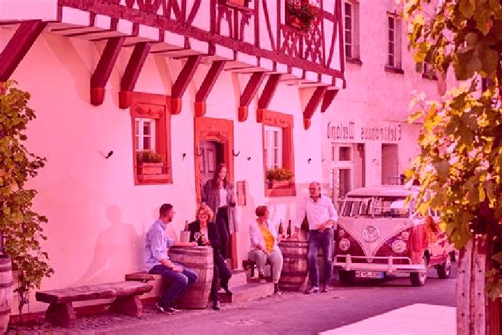 Escorts Zeltingen-Rachtig, Germany — Local Companions