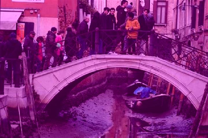 Escorts Zerbolo, Italy — Local Companions