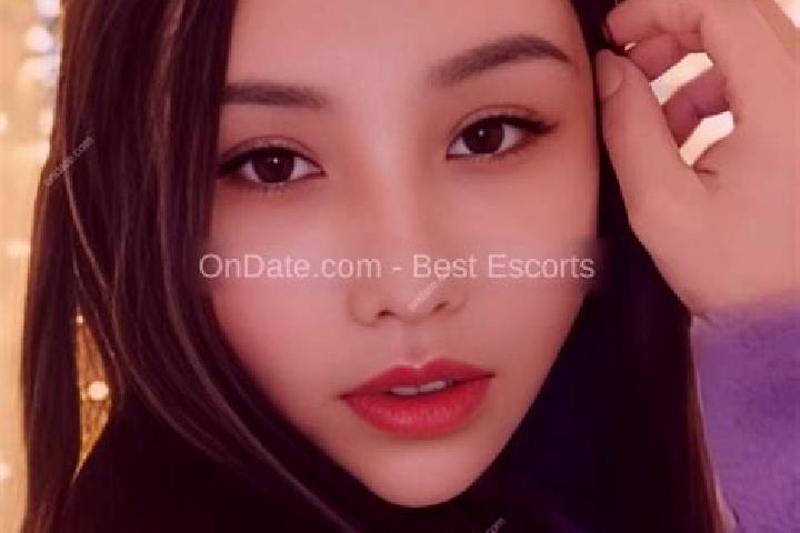 Escorts Zhuqi, China — Local Companions