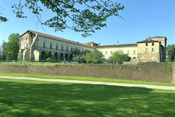 Escorts Zibido al Lambro, Italy — Local Companions