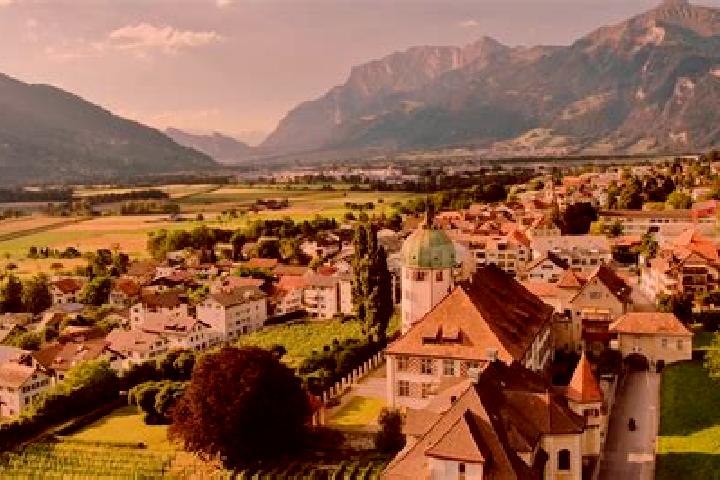 Escorts Zizers, Switzerland — Local Companions