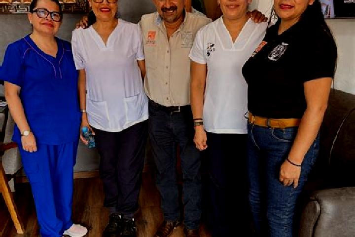Escorts Zurumbeneo, Mexico — Local Companions