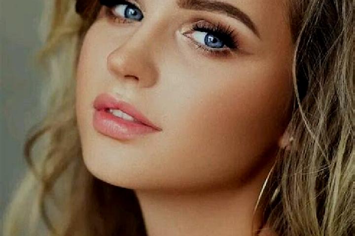 Eva, 20, a dark blonde blue-eyed caribbean companion based in Cerda. Offering Erotic Massage, Couples, Striptease. Available for incall and outcall, day and ...