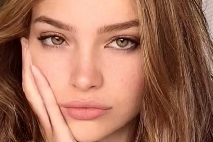Eva, 20, a dark blonde hazel-eyed slavic companion based in Sant Andrea in Monte. Offering Deep French Kissing, 69, Girlfriend Experience, Massage. Available...