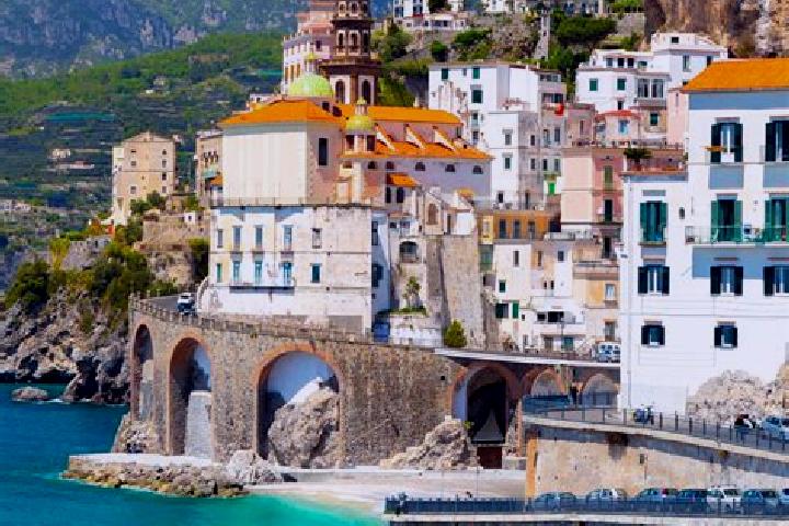 Eva, 20 — Escort in Asparetto, Italy