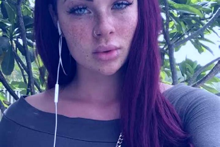 Eva, 21, a auburn green-eyed middle eastern companion based in Olula del Rio. Offering Dinner Date, Fetish, Overnight, Domination. Available for incall and o...