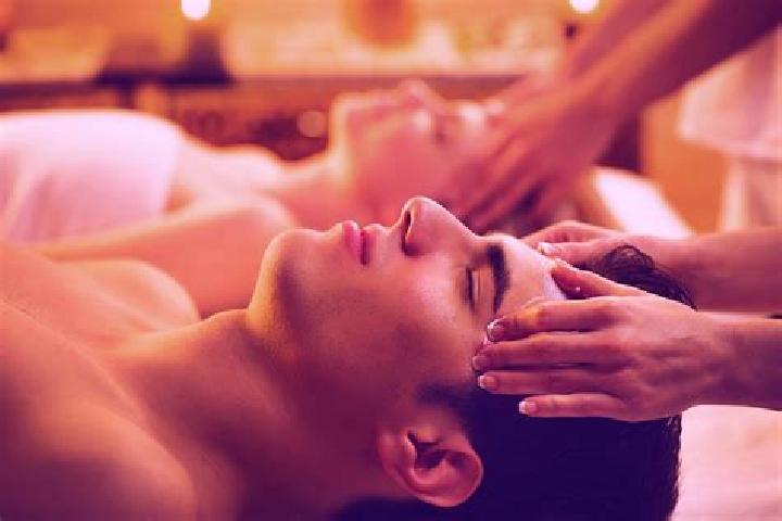 Eva, 21, a black grey-eyed caribbean companion based in Al Ma sarah. Offering A-Level, Tantra, Erotic Massage, Deep French Kissing, Prostate Massage. Availab...