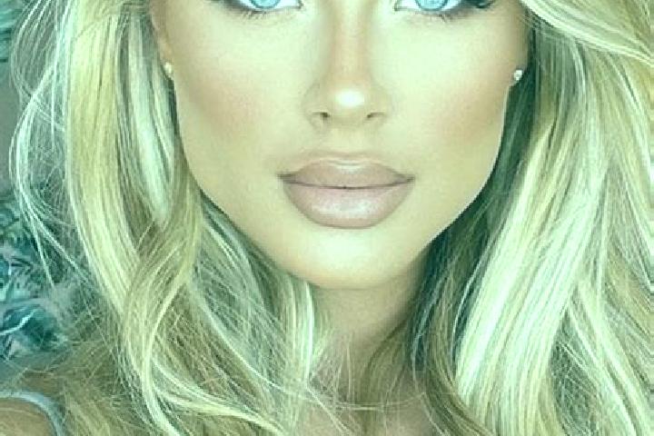 Eva, 21, a blonde hazel-eyed latina companion based in Berdica e Madhe. Offering Prostate Massage, Travel Companion, A-Level, CIM. Available for incall and o...