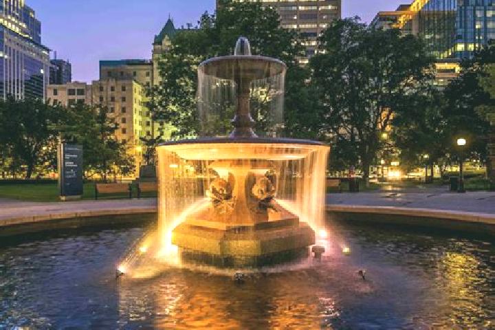 Eva, 22 — Escort in Confederation Park, Canada