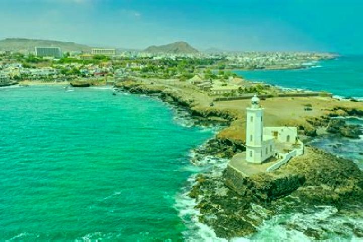 Eva, 22 — Escort in Vale Palmarejo, Cape Verde