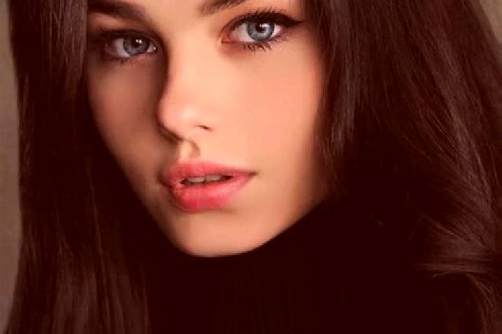 Eva, 23, a black dark-eyed slavic companion based in Clarkson. Offering BDSM, Couples, Travel Companion. Available for incall and outcall, day and evening da...