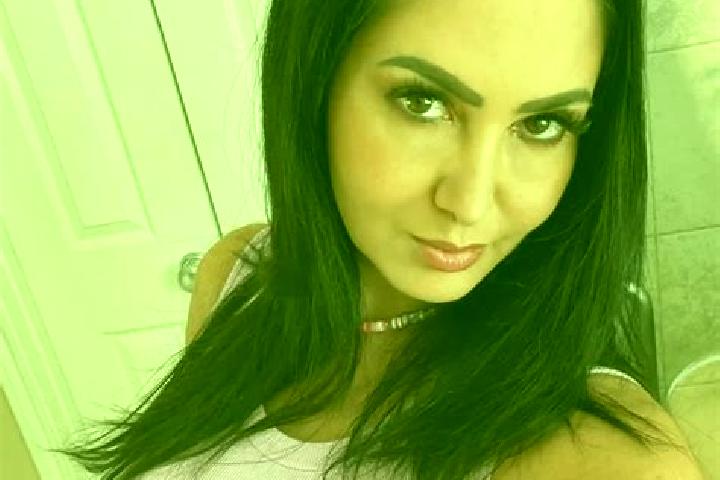 Eva, 23, a black green-eyed indian companion based in Zorita. Offering OWO, Domination, BDSM, A-Level. Available for incall and outcall, day and evening dates.