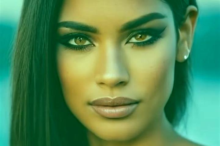 Eva, 23, a red dark-eyed latina companion based in Skepe. Offering Tantra, Striptease, 69, Prostate Massage, Fetish. Available for incall and outcall, day an...