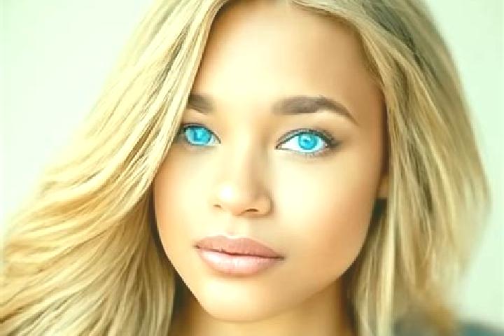 Eva, 24, a blonde blue-eyed latina companion based in Kute. Offering Tantra, CIM, Domination, Girlfriend Experience. Available for incall and outcall, overni...