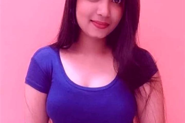 Eva, 24 — Escort in Shahjangi, India