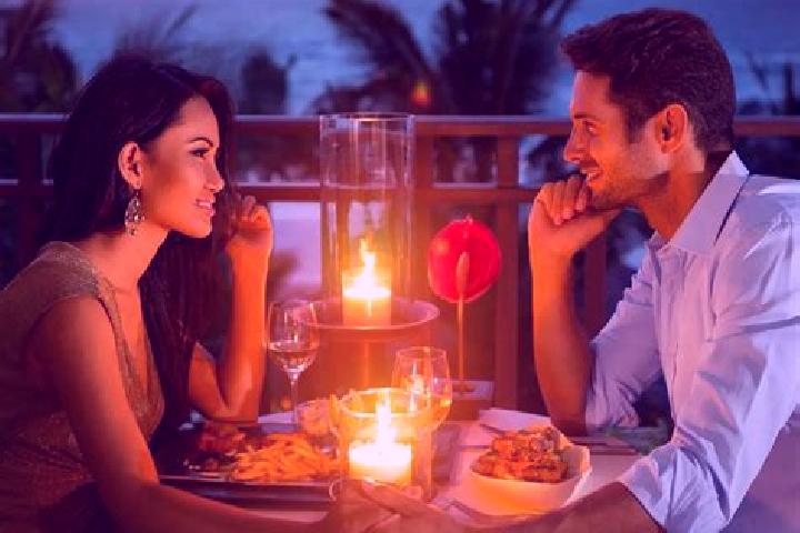 Eva, 25, a auburn grey-eyed caucasian companion based in Seraing. Offering Tantra, Dinner Date, Couples. Available for incall and outcall, day and evening da...