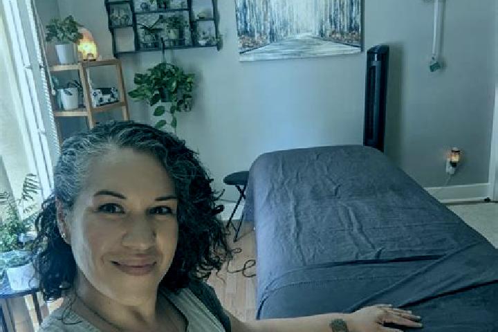 Eva, 25, a blonde brown-eyed ebony companion based in Los Prietos. Offering Domination, Party Girl, CIM, Tantra, Massage. Available for incall and outcall, d...
