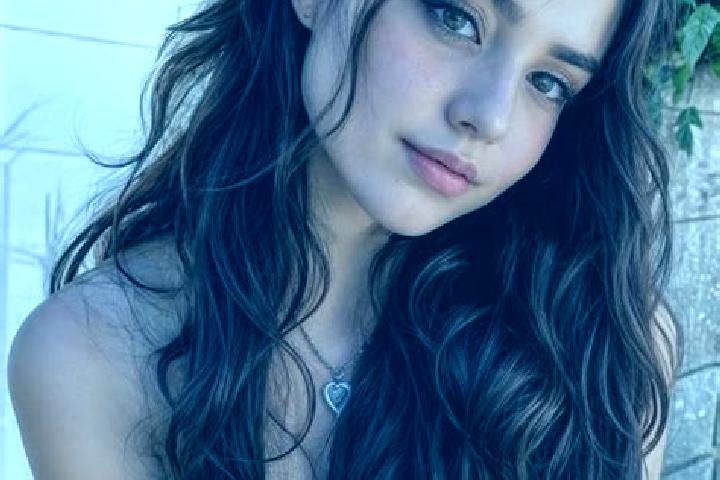 Eva, 25, a chestnut hazel-eyed caribbean companion based in Colkirk. Offering CIM, Dinner Date, Party Girl, Overnight. Available for incall and outcall, over...