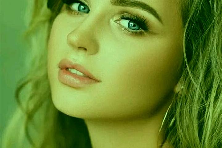 Eva, 25, a dark blonde blue-eyed indian companion based in A i Afjord. Offering Couples, Girlfriend Experience, Duos, A-Level, CIM. Available for incall and ...