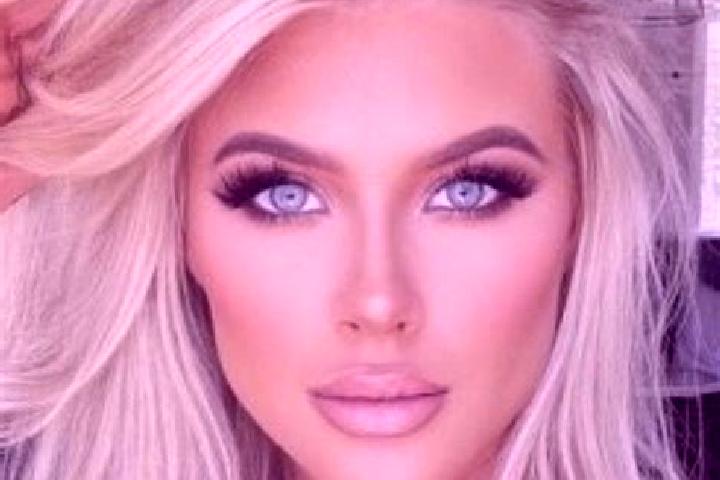 Eva, 25, a platinum blonde grey-eyed caribbean companion based in Briarwood. Offering Domination, Erotic Massage, Dinner Date, Tantra. Available for incall a...