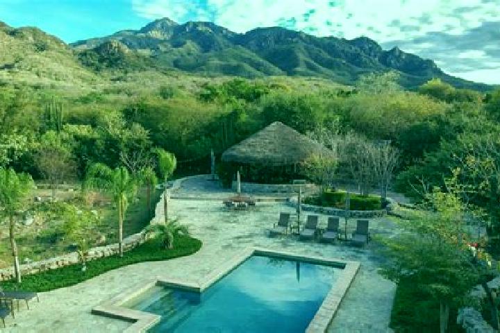 Eva, 25 — Escort in Reforma Agraria (El Pedregal), Mexico