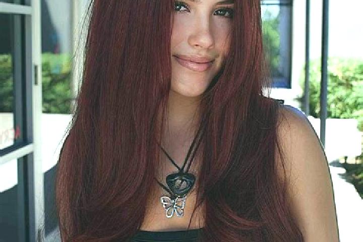 Eva, 26, a auburn dark-eyed latina companion based in Tarrenz. Offering Party Girl, BDSM, Fetish, CIM. Available for incall and outcall, overnight bookings a...