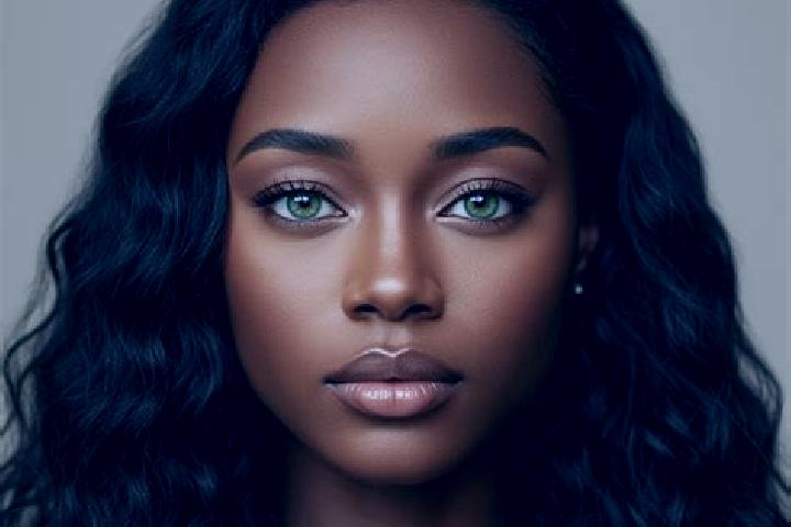 Eva, 26, a auburn green-eyed ebony companion based in Baigecun. Offering Roleplay, Fetish, CIM, OWO. Available for incall and outcall, day and evening dates.