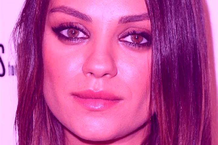 Eva, 26, a auburn hazel-eyed middle eastern companion based in Freguesia do Ribeirao da Ilha. Offering OWO, Dinner Date, Duos, Girlfriend Experience, Couples...