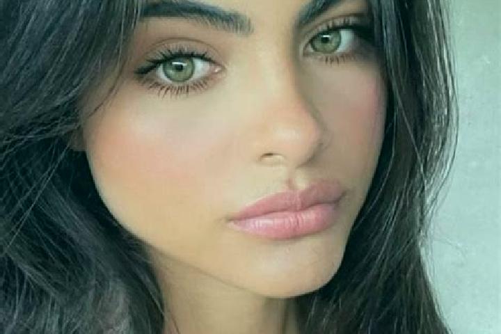 Eva, 26, a black green-eyed indian companion based in Sibinal. Offering Duos, Striptease, Couples, GFE, Overnight. Available for incall and outcall, overnigh...