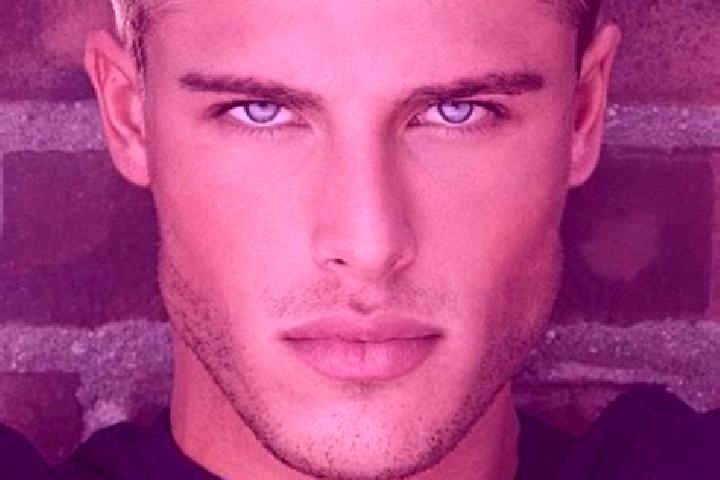 Eva, 26, a blonde grey-eyed caucasian companion based in Pereyaslavka. Offering Massage, Couples, Travel Companion, Domination. Available for incall and outc...