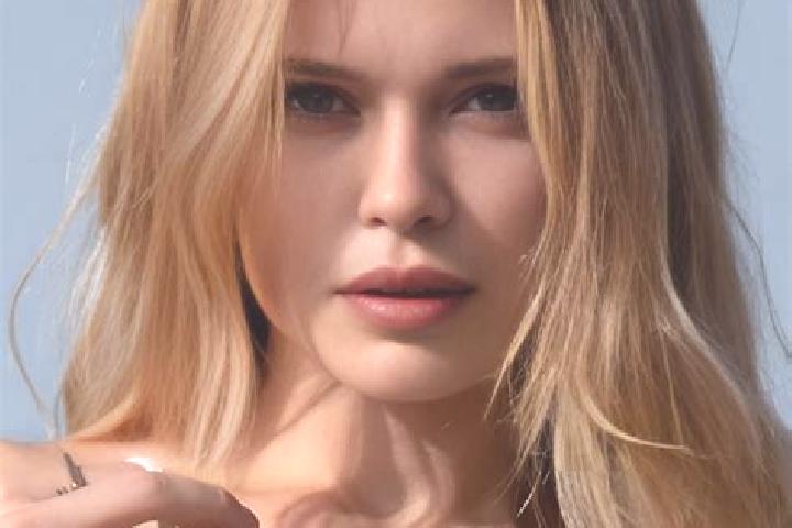 Eva, 27 — Escort in Thines, Belgium
