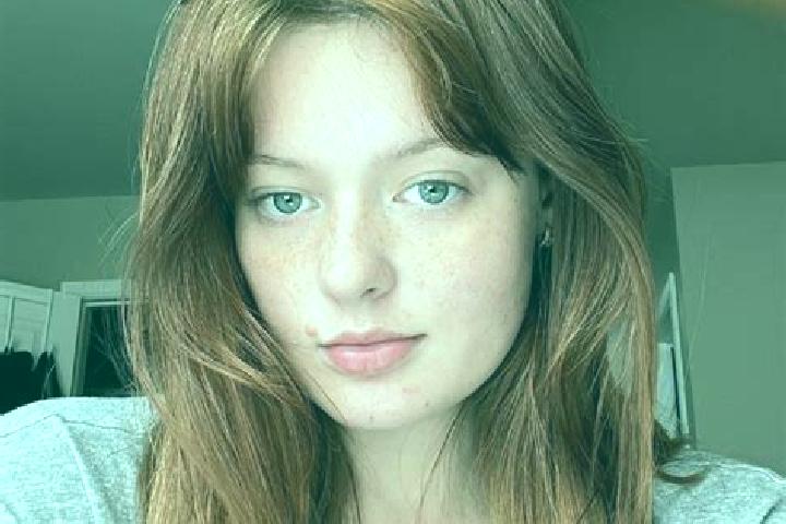 Eva, 28, a auburn grey-eyed european companion based in Baguio. Offering OWO, Deep French Kissing, A-Level, Fetish. Available for incall and outcall, overnig...