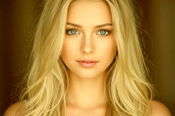 Eva, 28, a blonde grey-eyed mixed companion based in Revo. Offering Party Girl, A-Level, Overnight. Available for incall and outcall, overnight bookings avai...