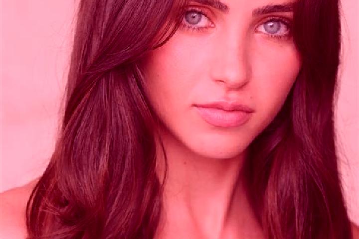 Eva, 28, a brunette amber-eyed mediterranean companion based in Fairbury. Offering OWO, Travel Companion, GFE. Available for incall and outcall, day and even...