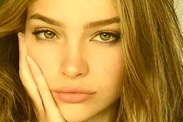 Eva, 28, a dark blonde hazel-eyed mixed companion based in Maristella. Offering Deep French Kissing, Roleplay, Tantra. Available for incall and outcall, day ...
