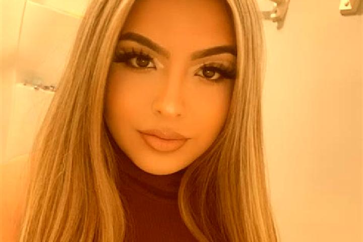 Eva, 28, a red blue-eyed mixed companion based in Treharris. Offering 69, GFE, Domination. Available for incall and outcall, overnight bookings available.