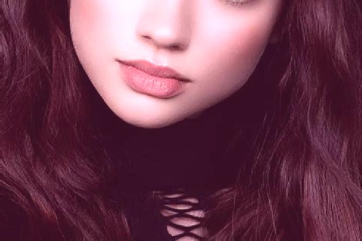 Eva, 29, a auburn dark-eyed slavic companion based in Edenkoben. Offering Deep French Kissing, Girlfriend Experience, Dinner Date, A-Level. Available for inc...