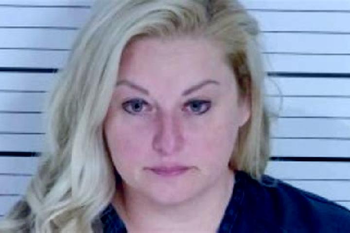Eva, 29 — Escort in Whitesburg, United States