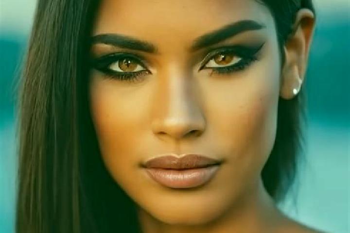 Eva, 30, a black dark-eyed latina companion based in Heiligenhafen. Offering Striptease, Massage, OWO, Duos, Couples. Available for incall and outcall, day a...