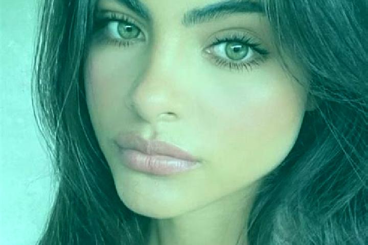 Eva, 30, a black grey-eyed indian companion based in Caunes-Minervois. Offering Deep French Kissing, Striptease, Roleplay, Party Girl. Available for incall a...