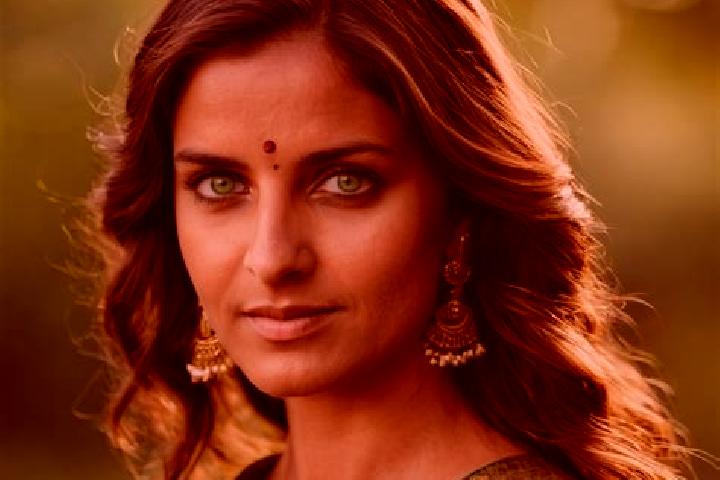 Eva, 30, a chestnut green-eyed indian companion based in Iklad. Offering OWO, Tantra, Fetish. Available for incall and outcall, overnight bookings available.