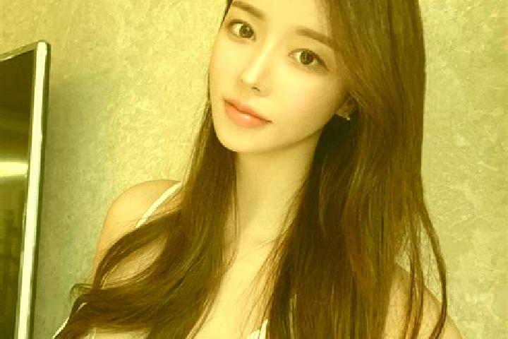 Eva, 30 — Escort in Qiaochuan, China